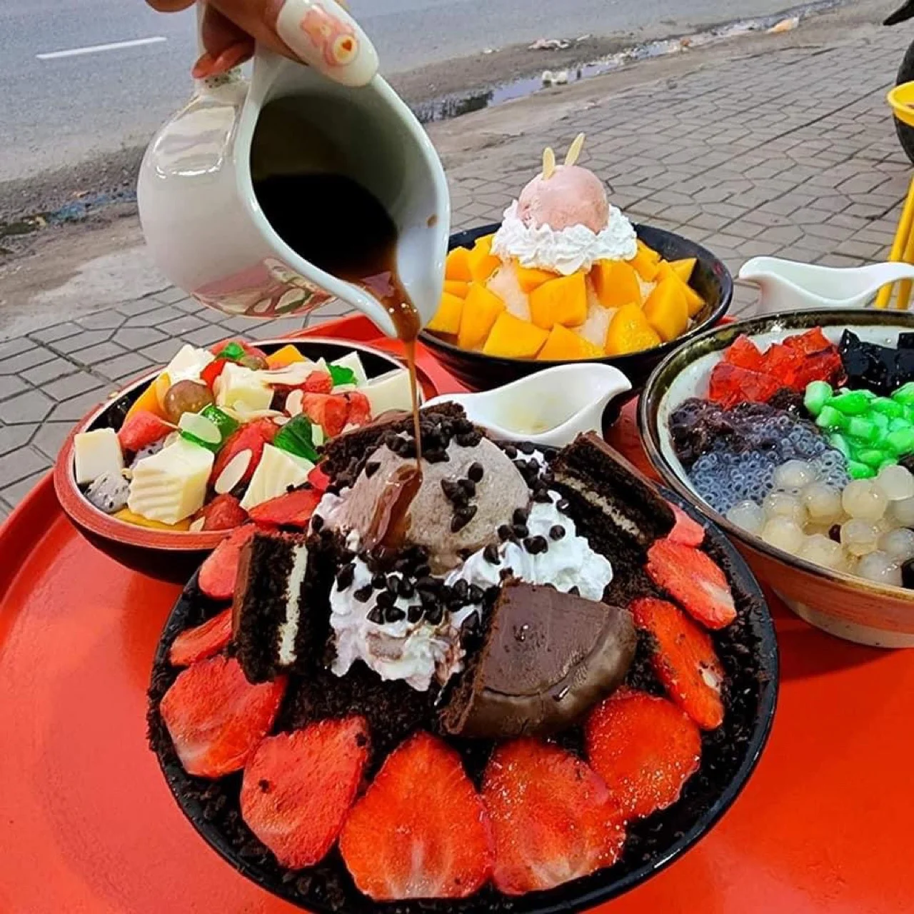 Chè & Bingsu Sam Sam - Quán Bingsu Cần Thơ nổi tiếng