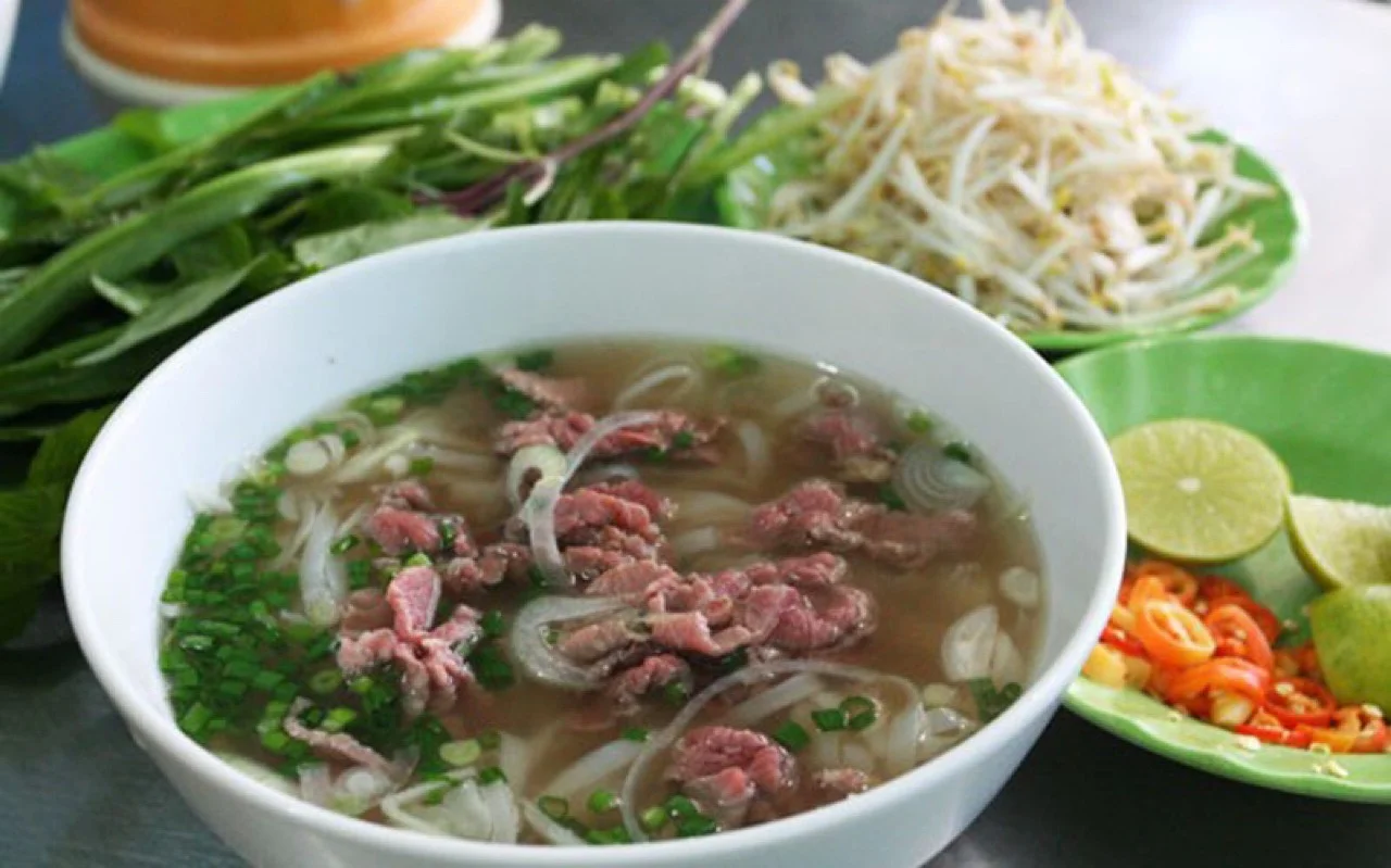 Quán phở Nghĩa Cần Thơ - chuyên phở bò Cần Thơ