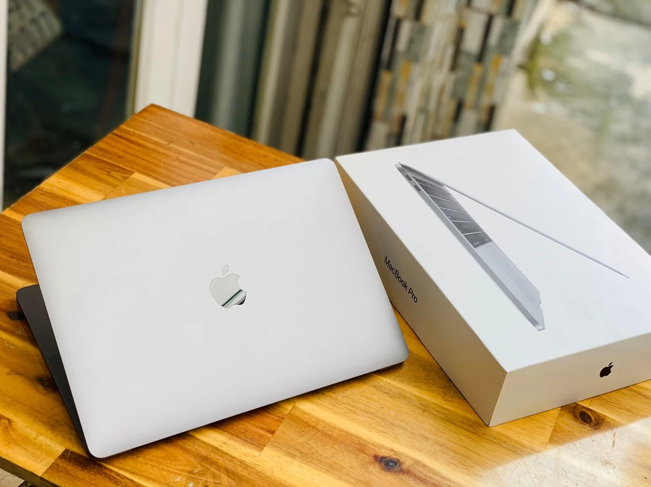 Vinh Phát Store - Địa chỉ mua bán Macbook cũ Cần Thơ